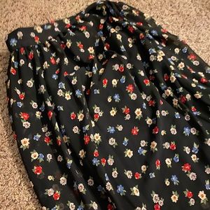 Floral print maxi skirt, zipper back